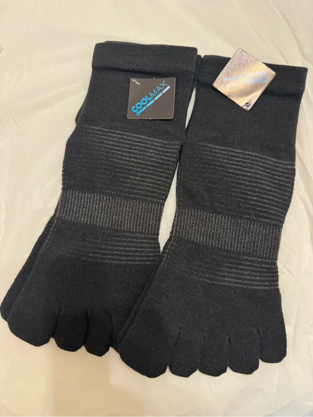 Lot of 2 Kintoe Coolmax Performance Ankle Socks Unisex